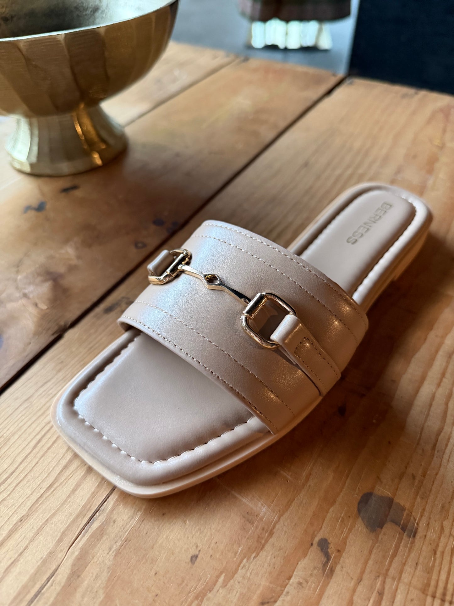 Kamari Slide Beige