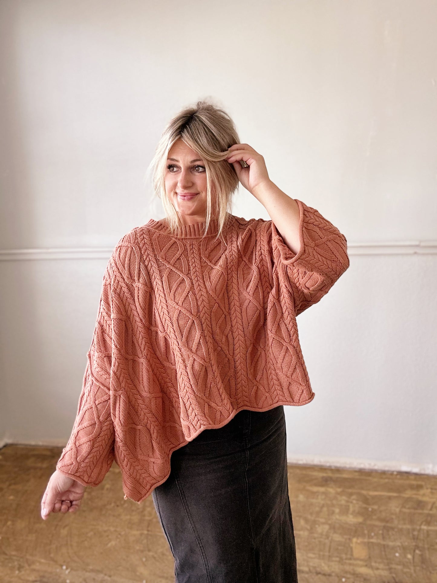 Sand & Canyon Sweater - Rust