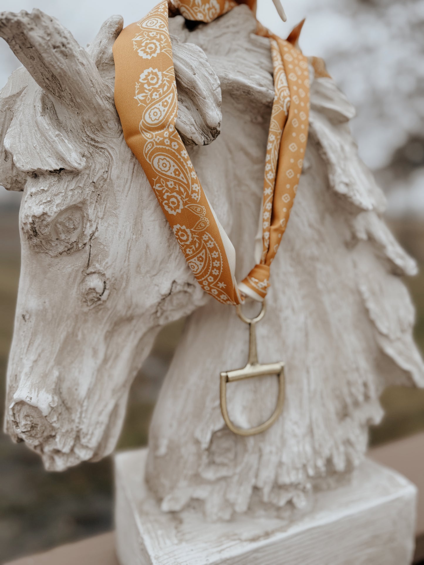 The Heirloom Tie : Golden Mesa