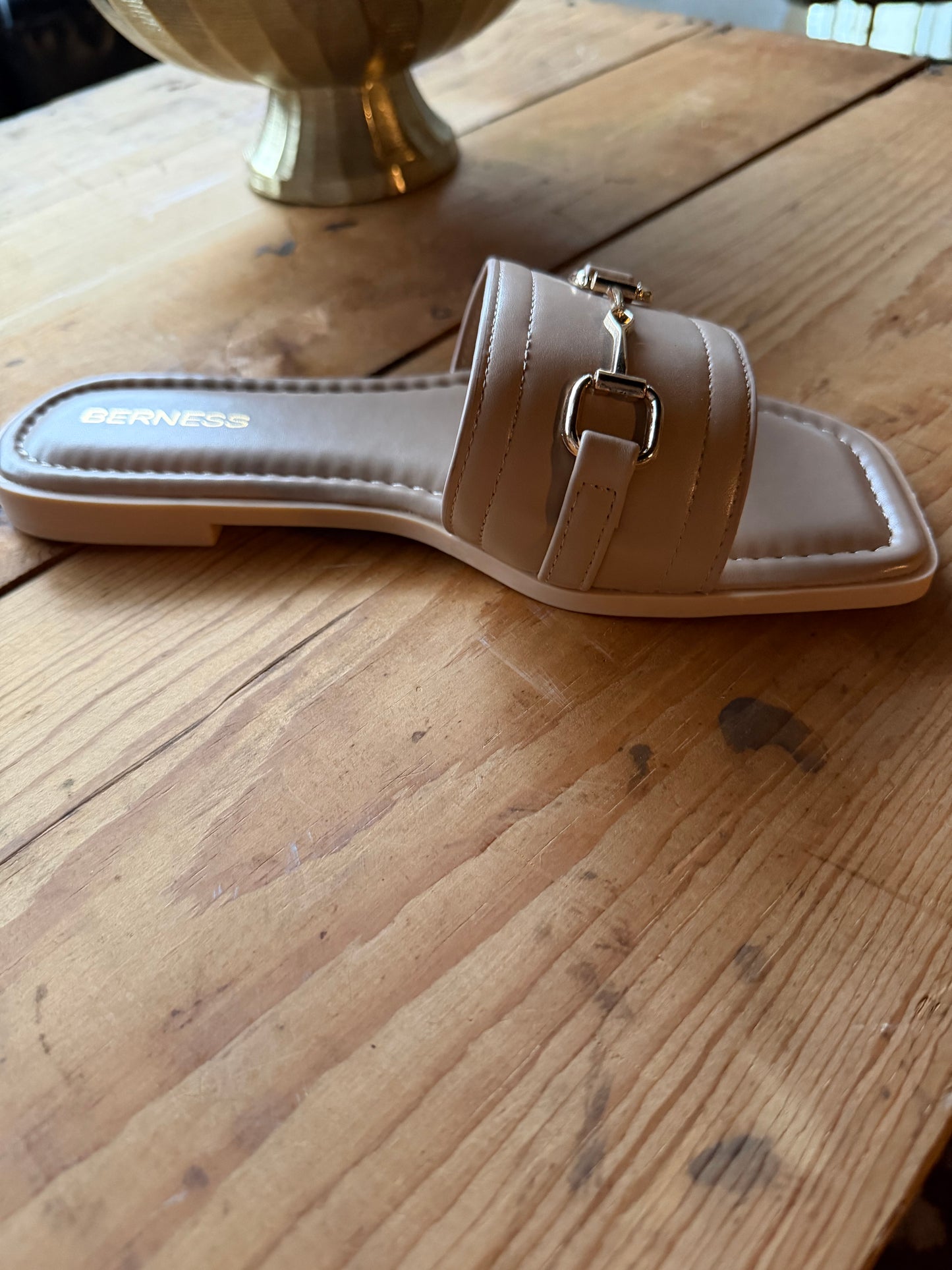Kamari Slide Beige