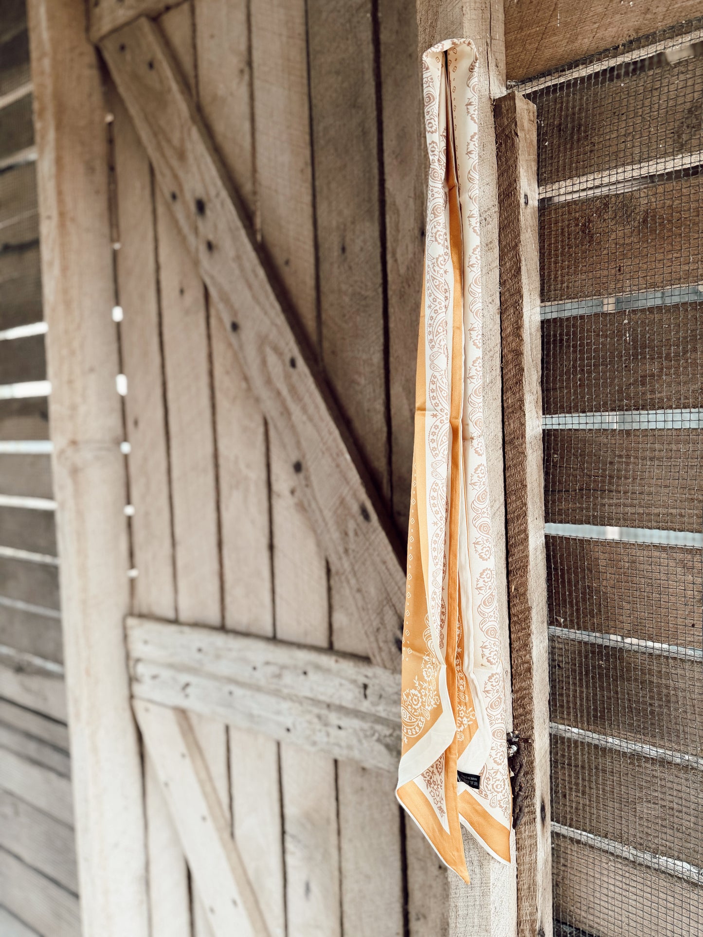 The Heirloom Tie : Golden Mesa