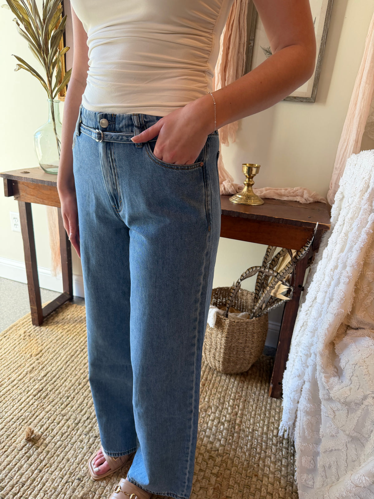 The Brynn Belted Wide Leg Jeans | Habitual