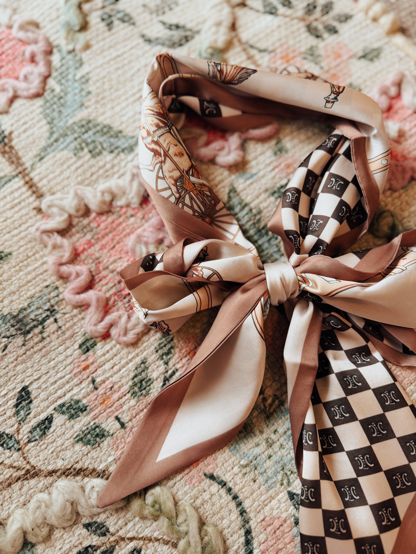 The Heirloom Tie : Dusty Saddle