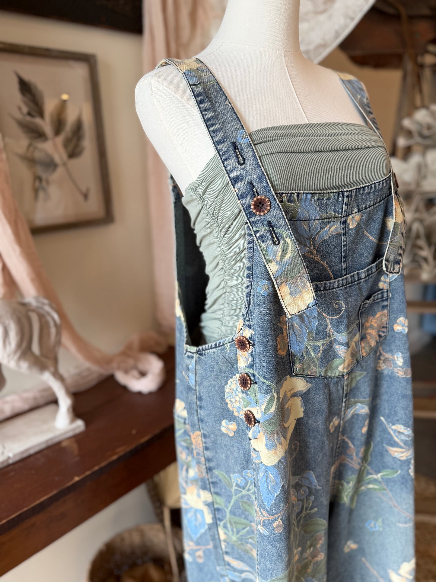 🌾 PRE - ORDER ✨The Bluebell Garden Bibs
