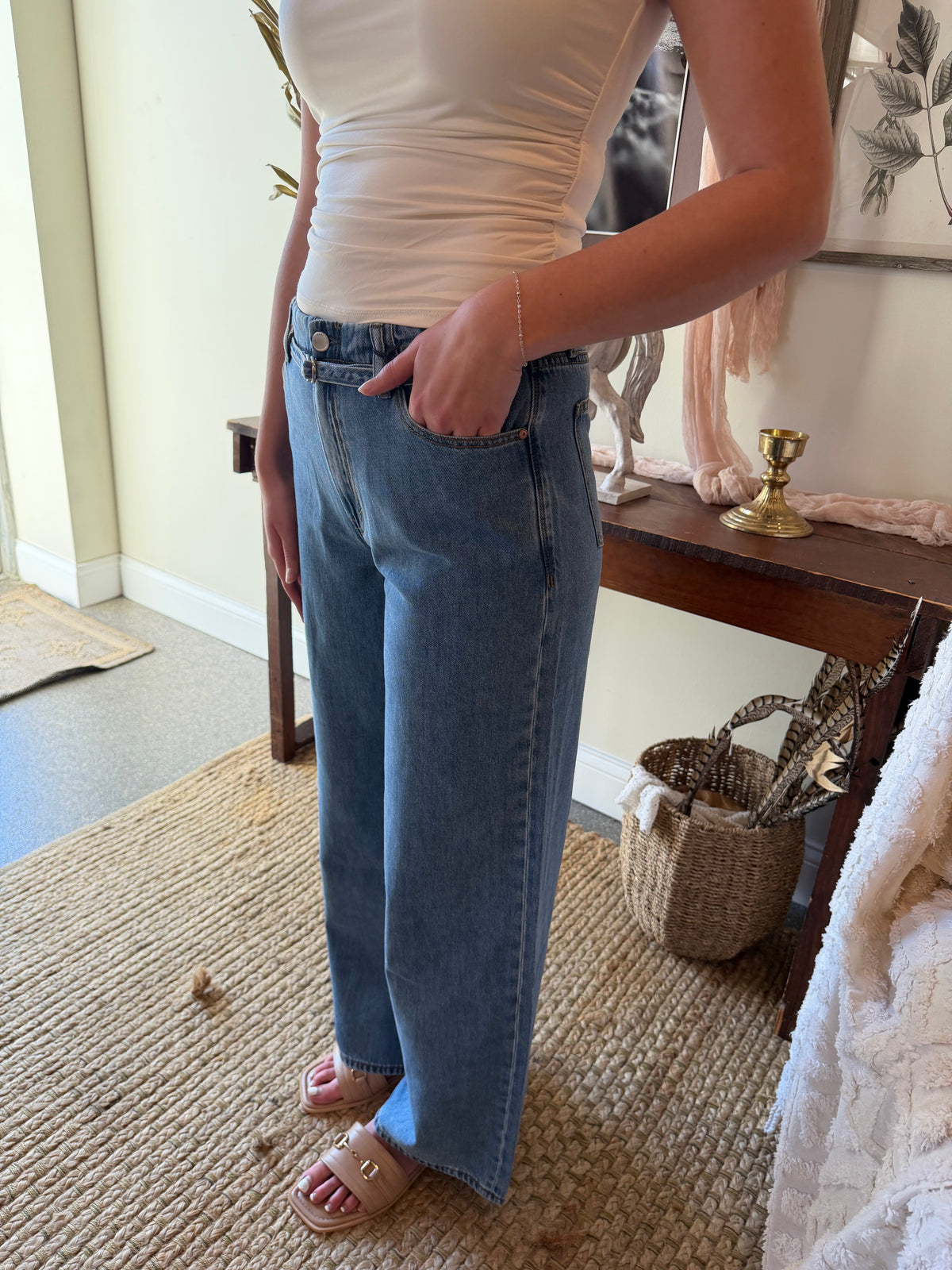 The Brynn Belted Wide Leg Jeans | Habitual