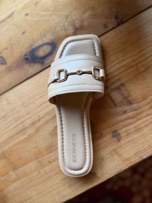 Kamari Slide Beige