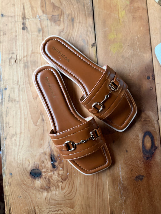 Kamari Slide Coffee