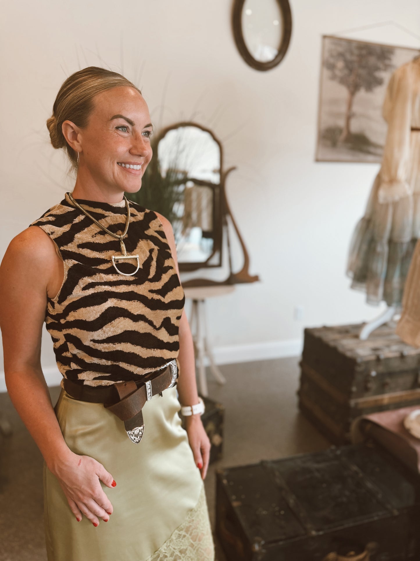 The Crossroads Top